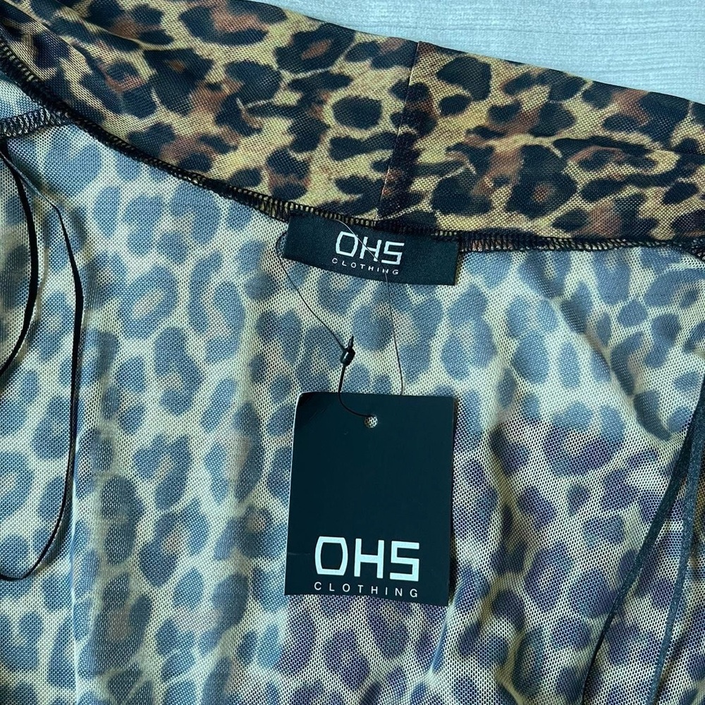 OHS Leopard Print Mesh Robe - Picture 7 of 8